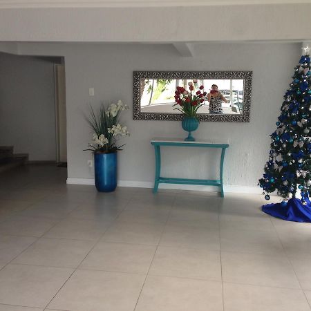 Apartamento Aconchegante Proximo Ao Shopping Beira Mar フロリアノポリス エクステリア 写真